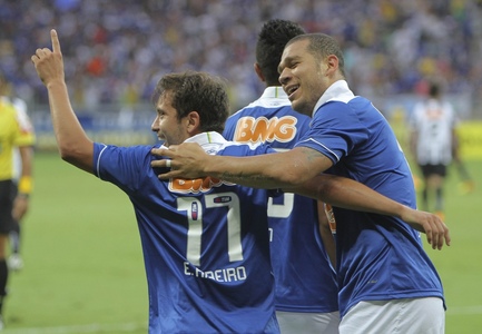 Cruzeiro x Atlético Mineiro (Brasileirão 2013)