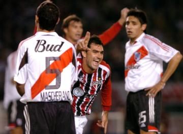 River Plate 2-3 São Paulo