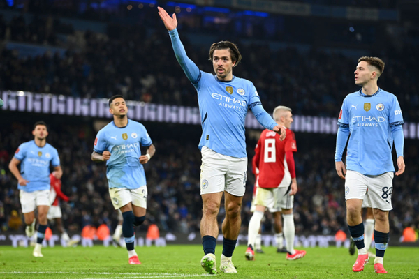 Guardiola confirma la salida de Grealish del City
