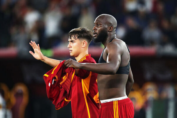 Roma bati Genoa