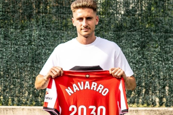 Promesa espaola, Navarro se incorpora al Athletic