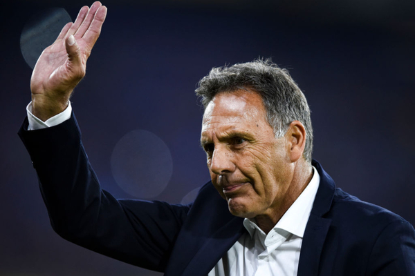 Atencin, Benfica: Miguel ngel Russo firma con Boca Juniors antes del Mundial de Clubes