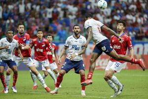 Nacional Supera a Bahia en Emocionante Duelo de Copa Libertadores 2025